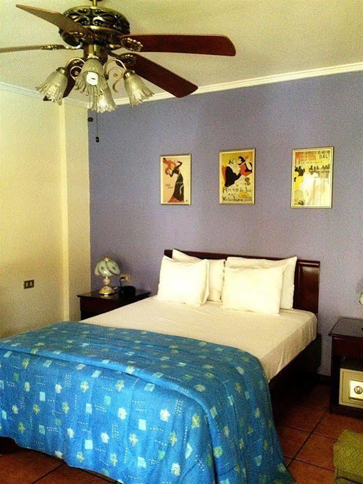 Hotel Puerta Del Sol - San Jose Airport Kültér fotó